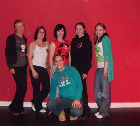 Karen Chaundy instructs the Paganettes