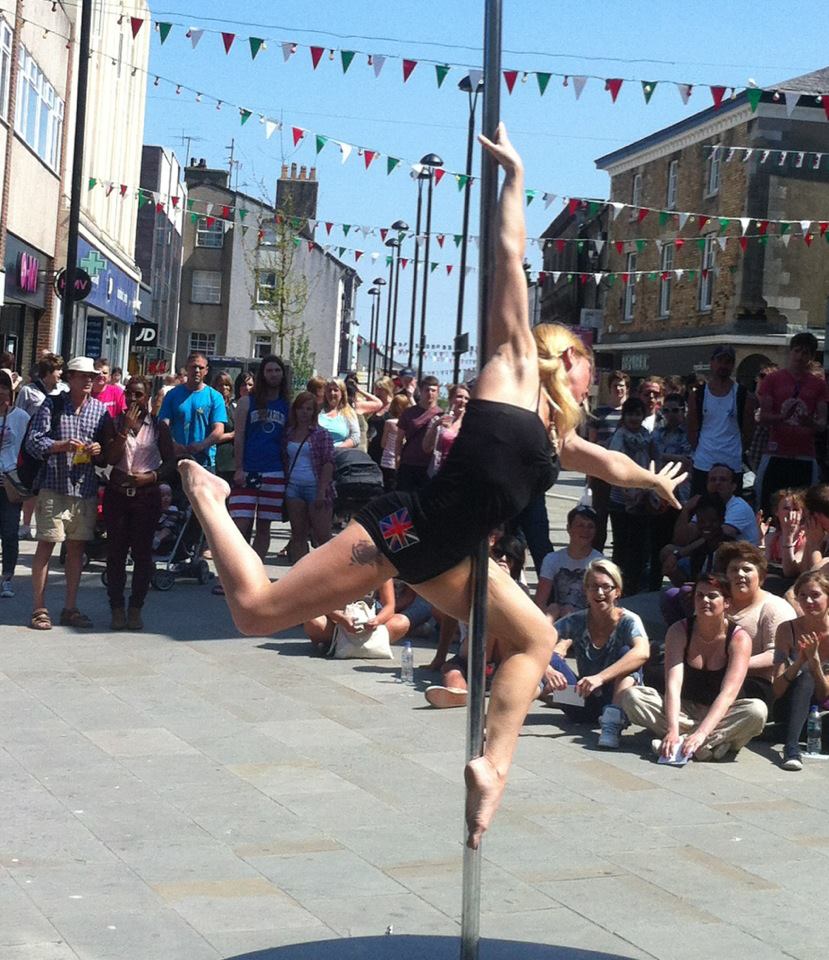 Pagan Performs for the Olympic Torch Relay 2012