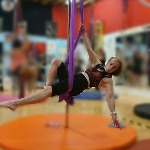 A18D16C9-C105-4209-BA18-D927CD20A277